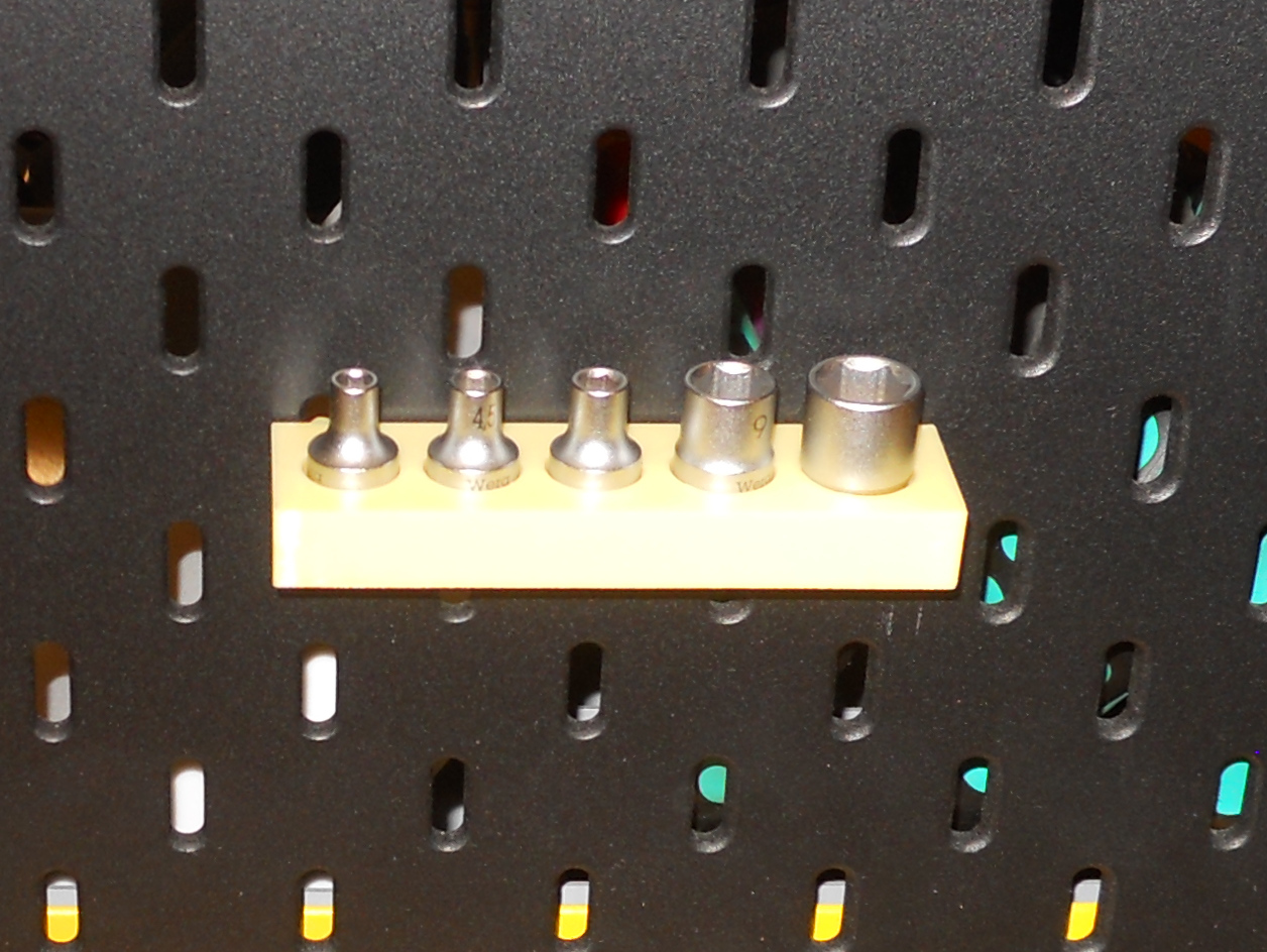 Parametric Ikea Skadis Socket Holder