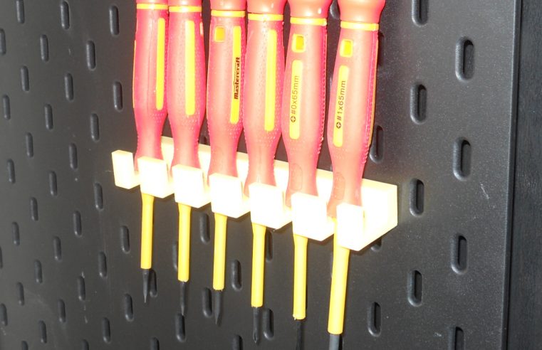 Parametric Skadis Comb Style Holder